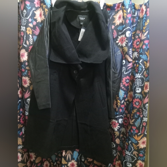 NWT TORRID Faux Leather Sleeve Wool Coat TORRID SIZE 3(22-24) - Picture 6 of 6